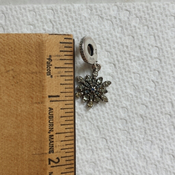 Pandora Snowflake Dangle Charm - Picture 8 of 8